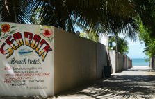 Sea Rock Beach Hotel