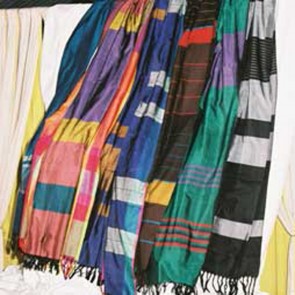 50% Slik & 50% Cotton Hand Woven Shawl