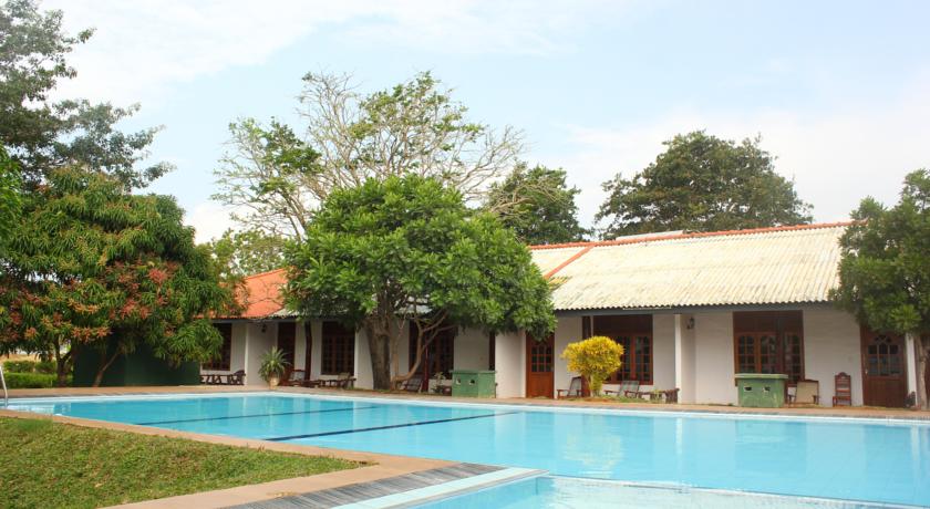 Wila Safari Hotel