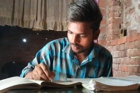 India's top court saves a poor student's college dream