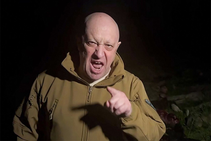 Yevgeny Prigozhin: Wagner boss 'promised ammunition' after retreat threat