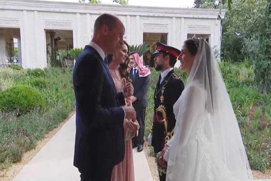 Prince William and wife Kate arrive in Jordan for country's royal wedding