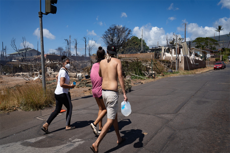 Maui fires: 'We're self-reliant people - but where's the help?'