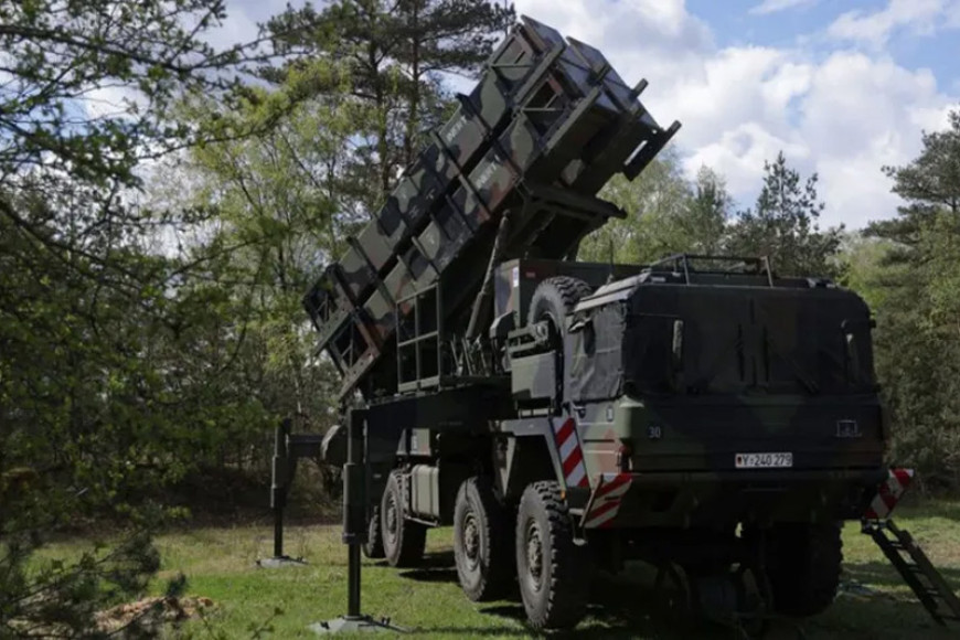Pentagon to 'rush' Patriot missiles to Ukraine in $6bn package